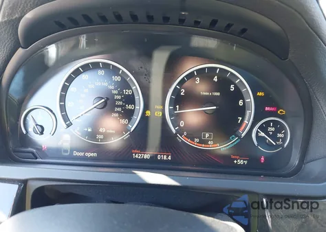 2011 BMW 750Li z USA, uszkodzony, nr VIN WBAKB8C54BCY66565